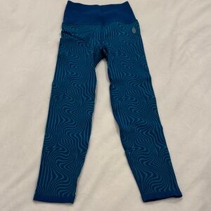 NEW Free People Blue/Teal Patterned Leggings